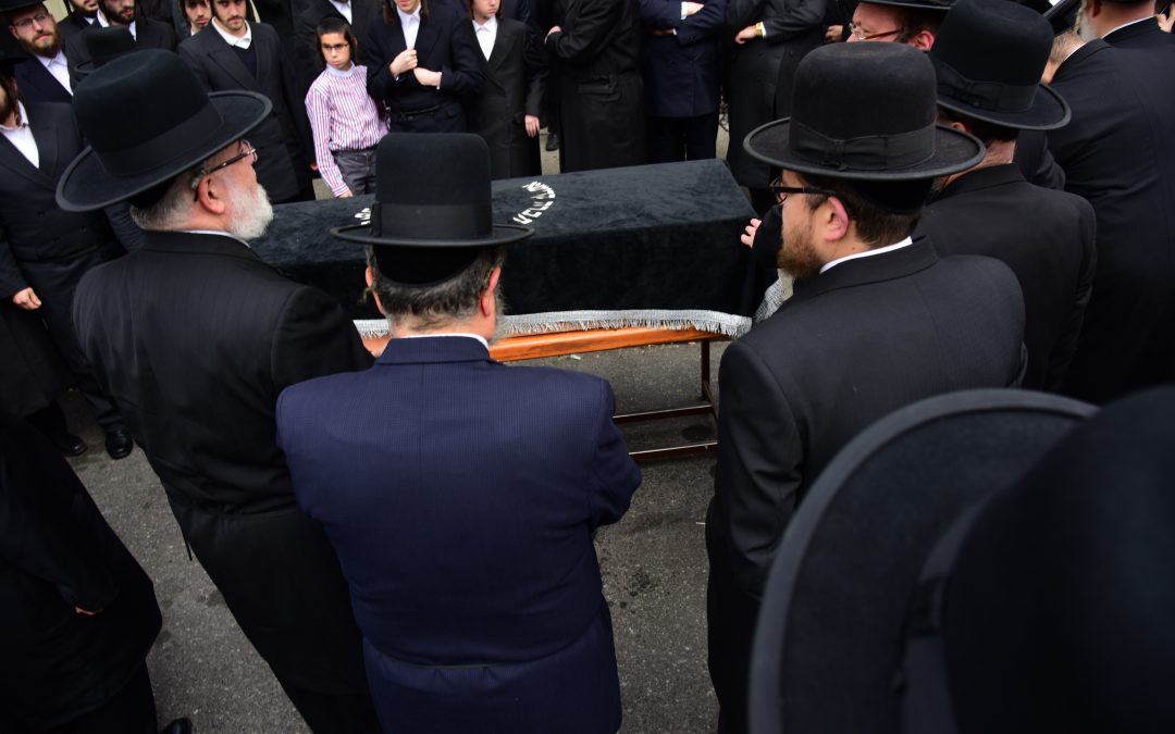 The Importance of a Rabbi in Jewish Memorial Services