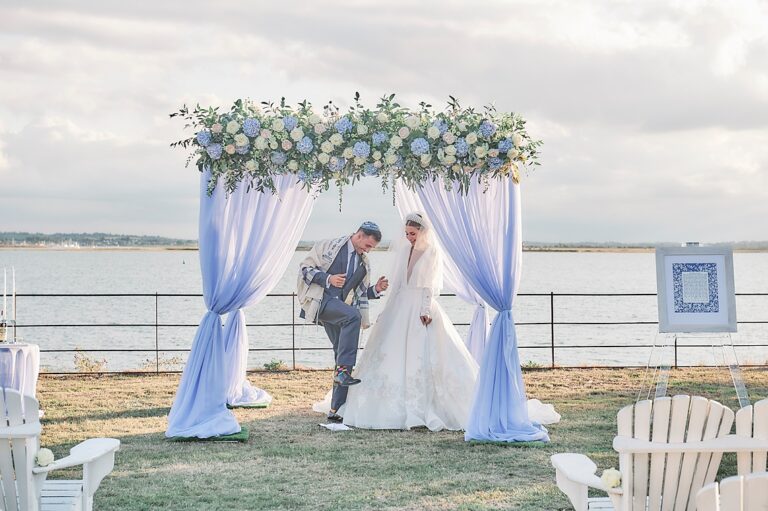 Destination Weddings in the Hamptons: Working with a Rabbi