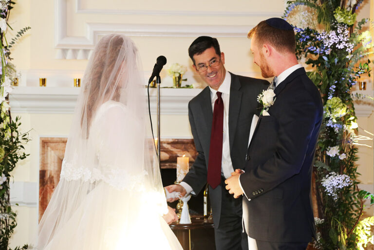 Rabbi for a Wedding in Great Neck