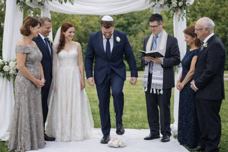 Breaking the Glass at a Jewish Wedding: Meaning & Traditions