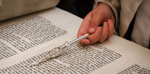 Do Girls Read Torah at Bat Mitzvah? Traditions & Modern Practices Why the Torah Reading is Important